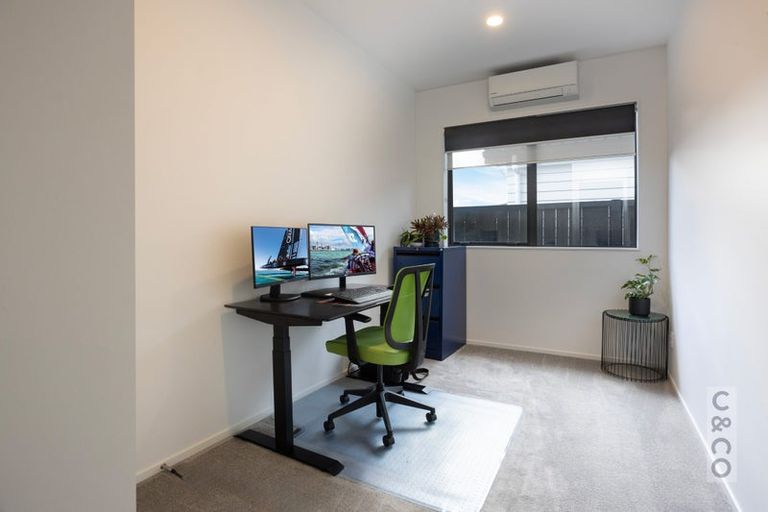 Photo of property in 29 Lumbarda Drive, Kumeu, 0810