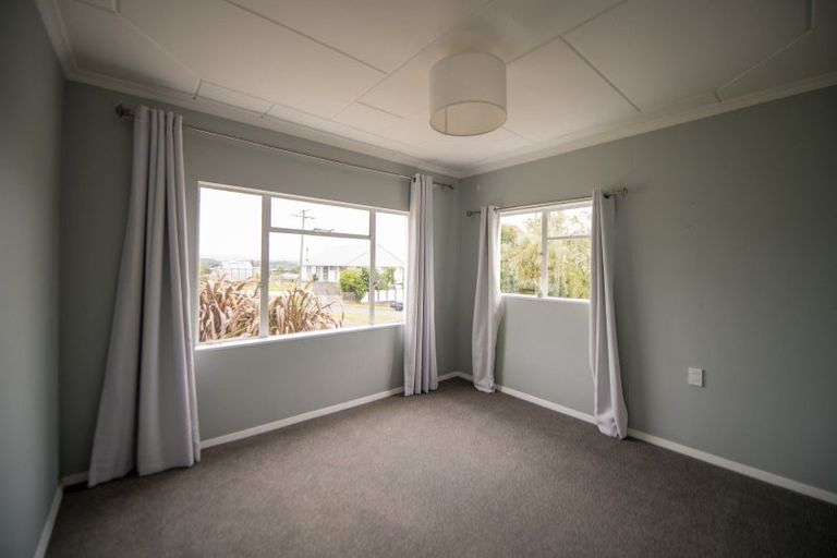 Photo of property in 4 Stevenson Street, Balclutha, 9230
