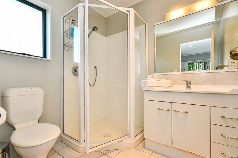 Photo of property in 91 Rushgreen Avenue, Pahurehure, Papakura, 2113