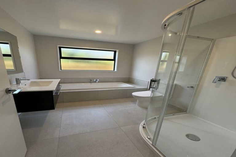 Photo of property in 95a Rattray Street, Riccarton, Christchurch, 8041