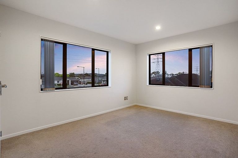 Photo of property in 16 Dalray Avenue, Takanini, 2112