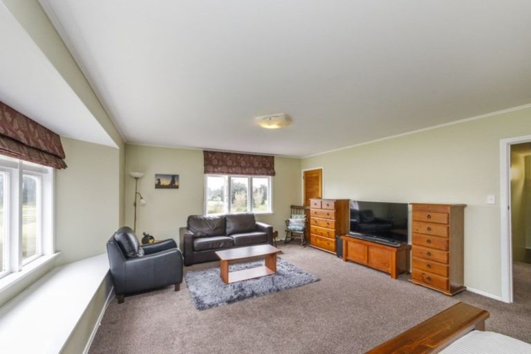 Photo of property in 308 Hewitts Road, Linton, Palmerston North, 4472
