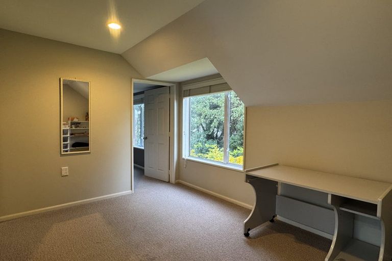 Photo of property in 20 Cashmere Road, Cashmere, Christchurch, 8022