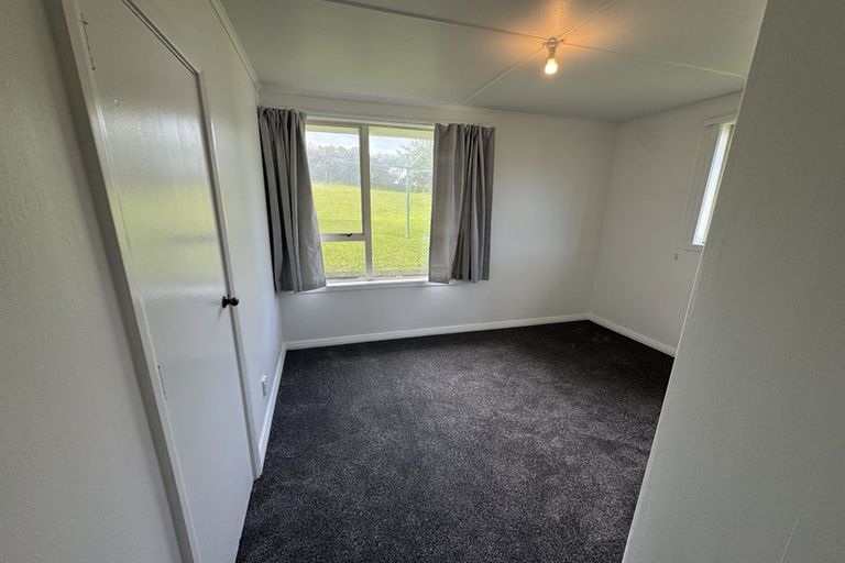 Photo of property in 11 Taupiri Crescent, Titahi Bay, Porirua, 5022