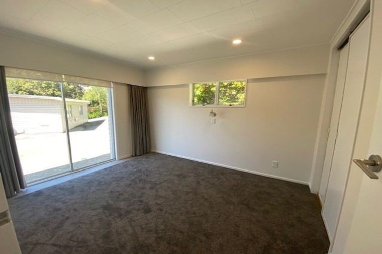 Photo of property in 3c Peckham Grove, Tawa, Wellington, 5028