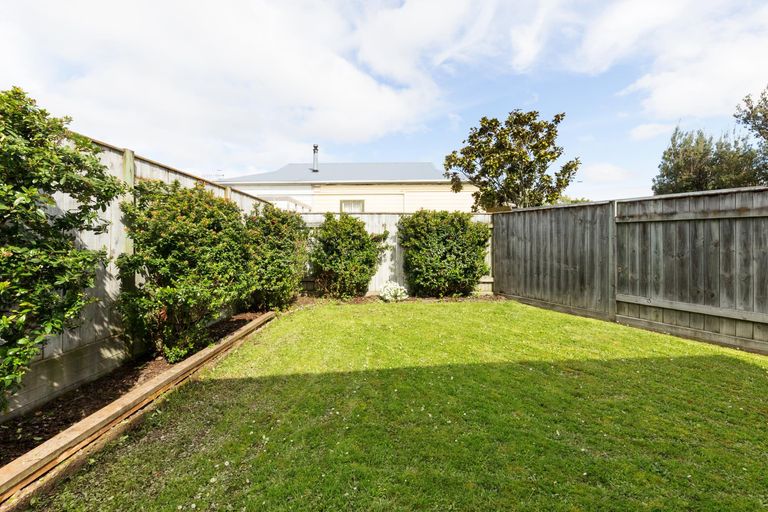 Photo of property in 68 James Line, Kelvin Grove, Palmerston North, 4414