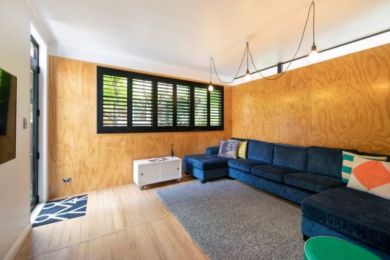 Photo of property in 49 Moa Road, Point Chevalier, Auckland, 1022