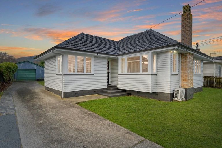 Photo of property in 2 Clarke Avenue, Te Aroha, 3320