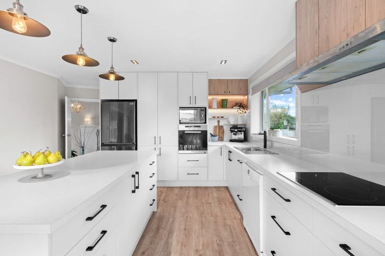 Photo of property in 25 Hillcrest Place, Avonhead, Christchurch, 8042