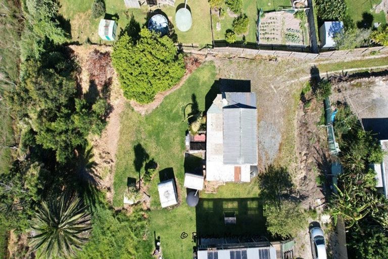 Photo of property in 32 Sandy Beach Road, Tinopai, 0593