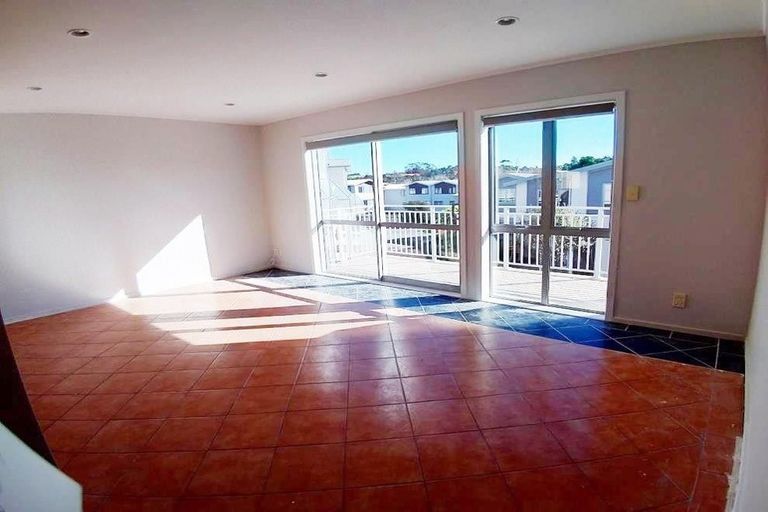 Photo of property in 8/15 Andersons Road, Oteha, Auckland, 0632