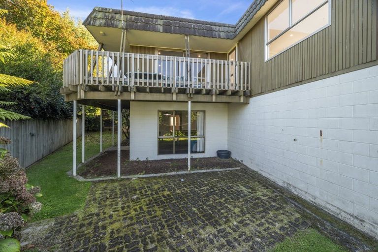 Photo of property in 36b Grand Vue Road, Kawaha Point, Rotorua, 3010