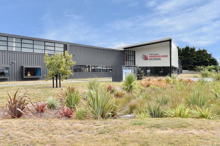 Photo of property in 53 Georgina Street, Marshland, Christchurch, 8083