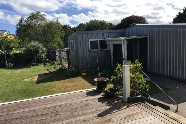 Photo of property in 8 Maire Street, Inglewood, 4330