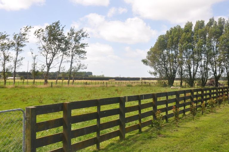 Photo of property in 926 Tennent Drive, Linton, Palmerston North, 4472