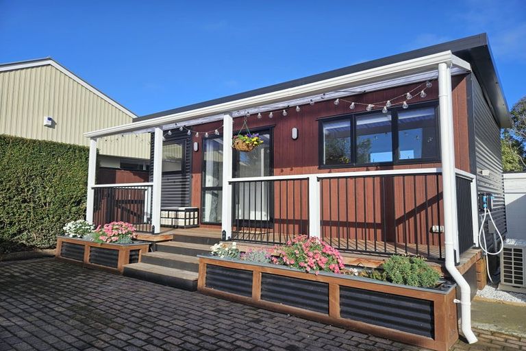 Photo of property in 652 Gloucester Street, Linwood, Christchurch, 8062