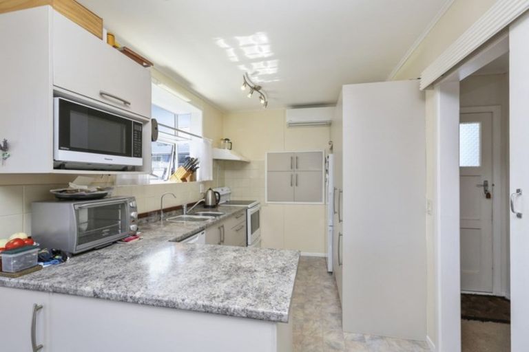 Photo of property in 11 Taunton Place, Lynmouth, New Plymouth, 4310