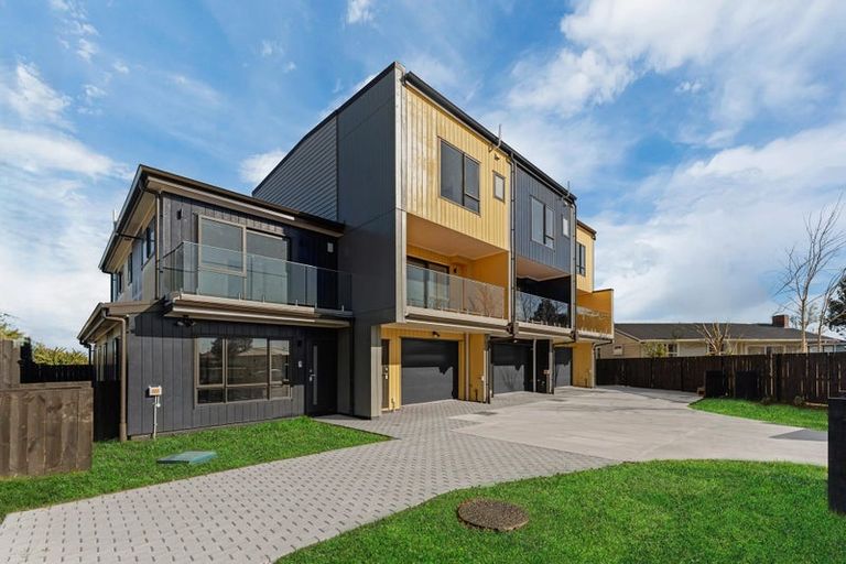 Photo of property in 10d White Road, Manurewa, Auckland, 2102