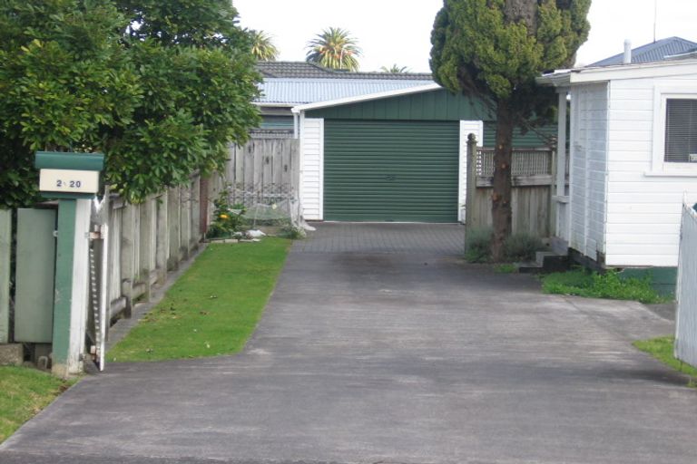 Photo of property in 2/20 View Road, Papakura, 2110