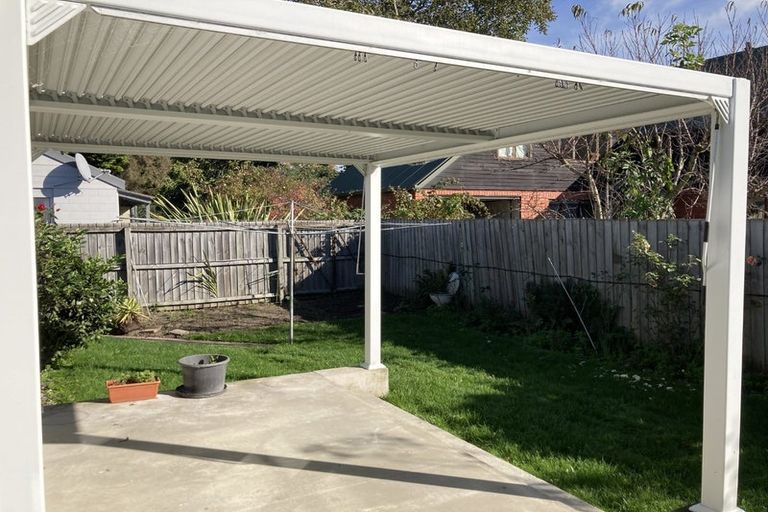 Photo of property in 15 Resolution Place, Bryndwr, Christchurch, 8053