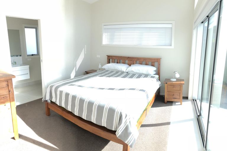 Photo of property in 1 Palm Grove, Waihi Beach, 3611