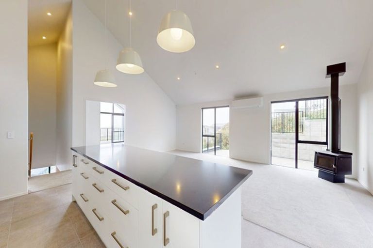 Photo of property in 79 Kotare Street, Waikanae, 5036