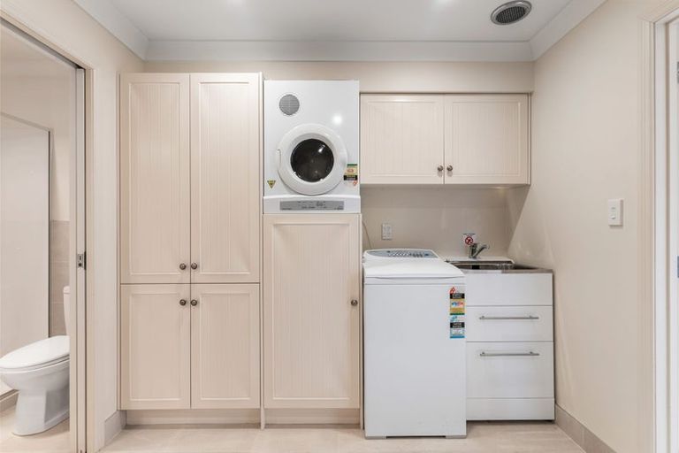 Photo of property in 8 Eric Price Avenue, Takapuna, Auckland, 0620