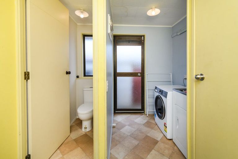 Photo of property in 2/685 Pioneer Highway, Highbury, Palmerston North, 4412