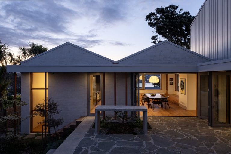 Photo of property in 41a The Crescent, Roseneath, Wellington, 6011