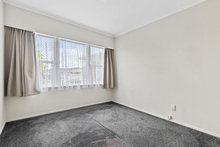 Photo of property in 7 Dowling Place, Pakuranga, Auckland, 2010