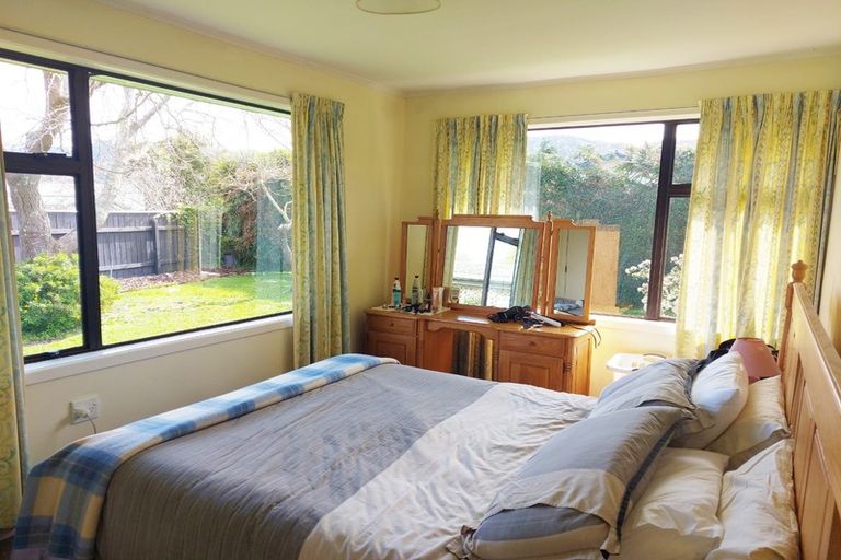 Photo of property in 21 Tararua Street, Trentham, Upper Hutt, 5018