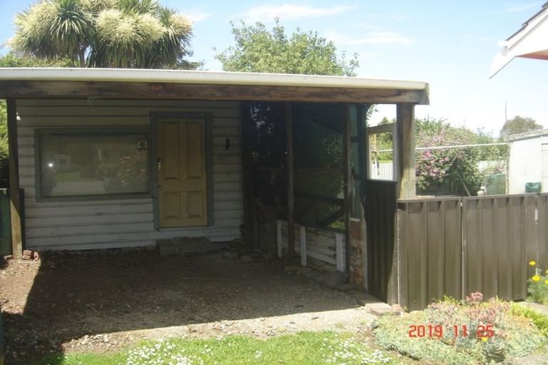Photo of property in 9 Moorhouse Street, Waimate, 7924