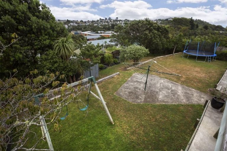 Photo of property in 5 Garboard Lane, Whitby, Porirua, 5024