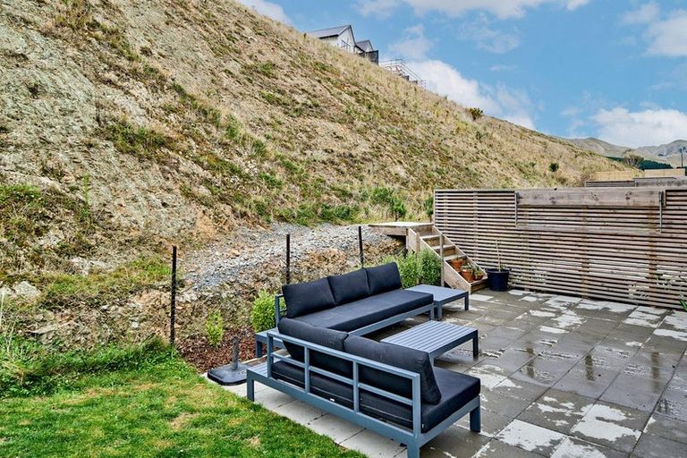 Photo of property in 33 Holystone Road, Whitby, Porirua, 5024