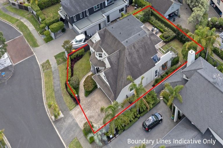 Photo of property in 13 Compass Way, Half Moon Bay, Auckland, 2012