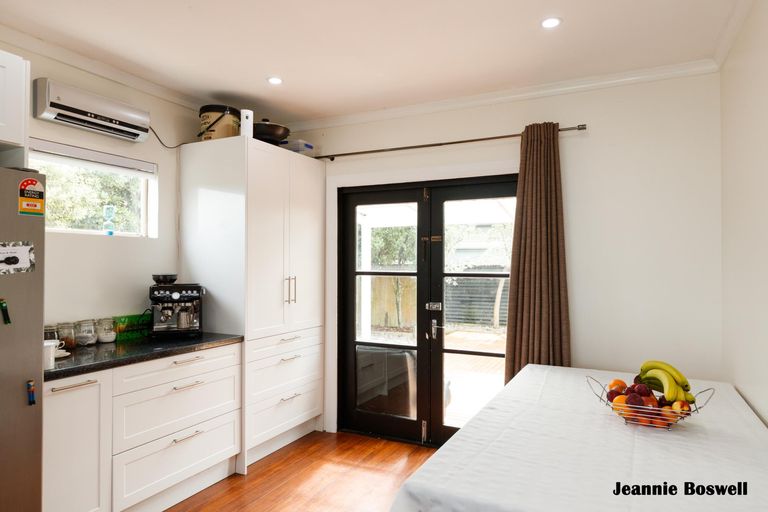 Photo of property in 79 James Line, Kelvin Grove, Palmerston North, 4414