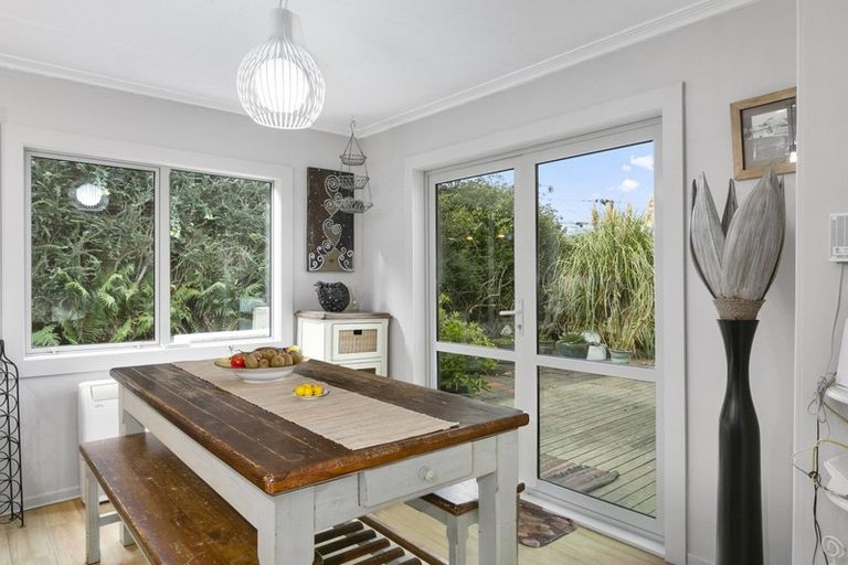 Photo of property in 11 Junction Road, Ravensbourne, Dunedin, 9022