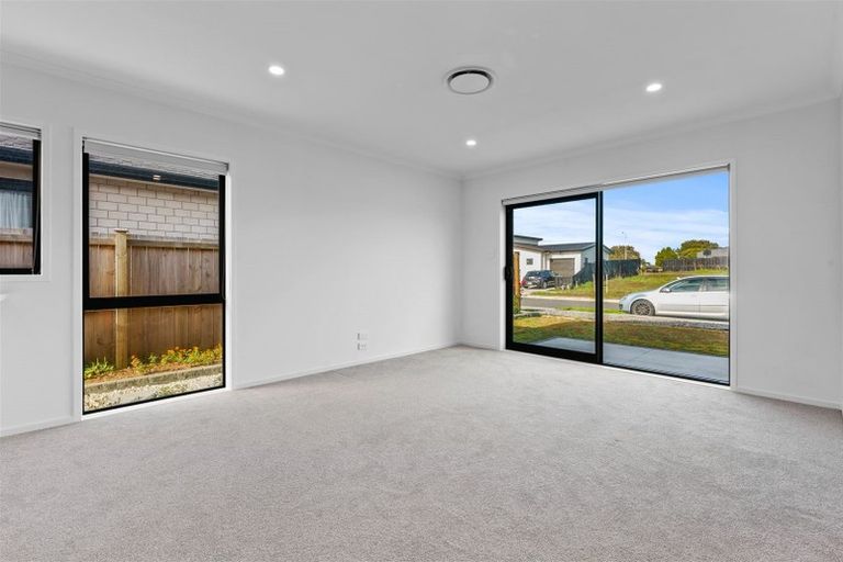 Photo of property in 11 Maioha Road, Pukekohe, 2120