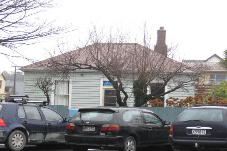 Photo of property in 59 Howe Street, North Dunedin, Dunedin, 9016