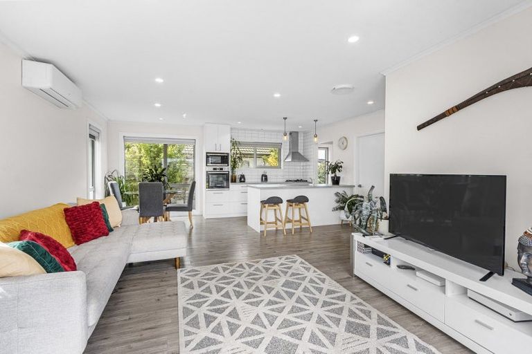 Photo of property in 6 Clarevale Street, Burwood, Christchurch, 8083