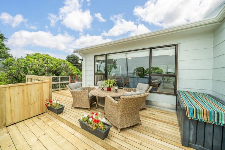 Photo of property in 20 Roys Road, Plimmerton, Porirua, 5026
