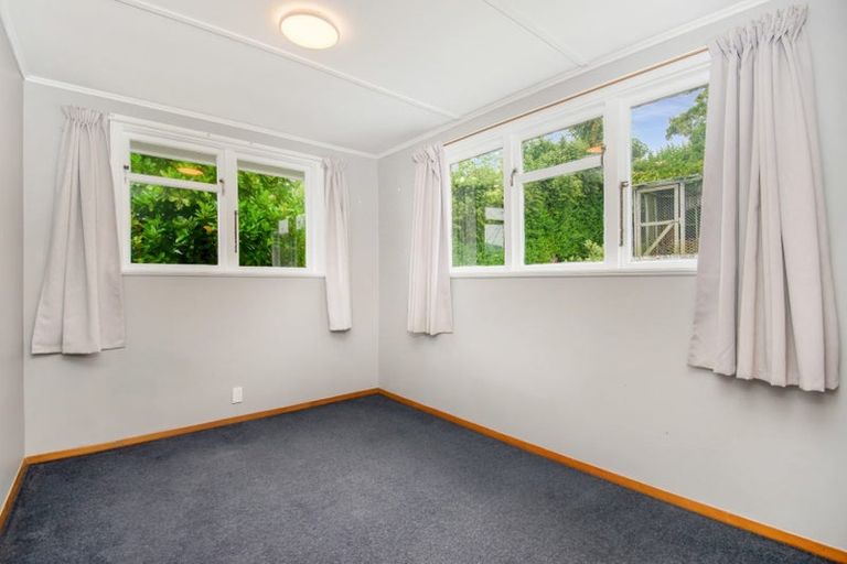 Photo of property in 10 Hanlon Street, Halfway Bush, Dunedin, 9010