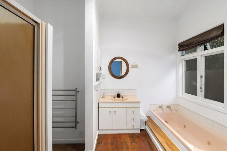 Photo of property in 38a Gavin Road, Raumati Beach, Paraparaumu, 5032