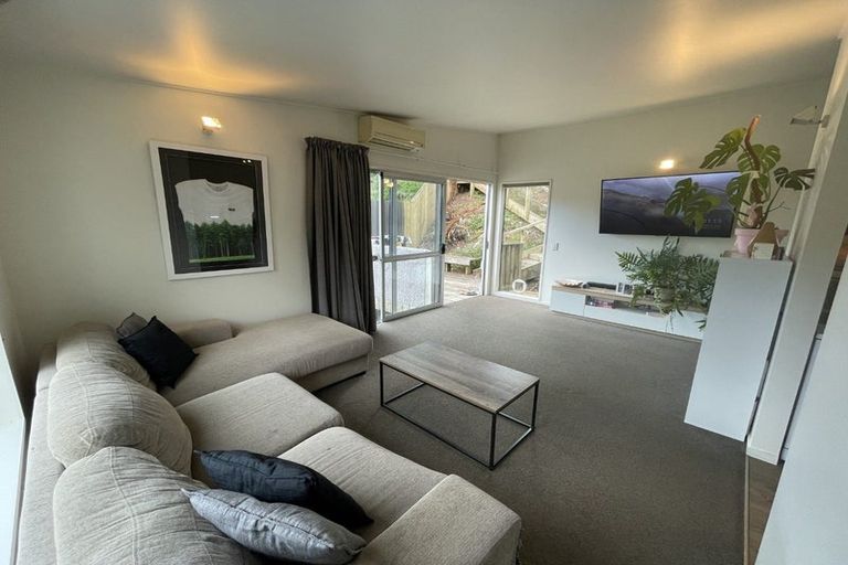 Photo of property in 12 Nevada Drive, Merrilands, New Plymouth, 4312