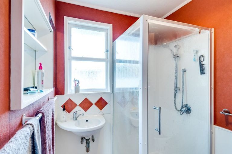 Photo of property in 16 Rata Street, Taradale, Napier, 4112