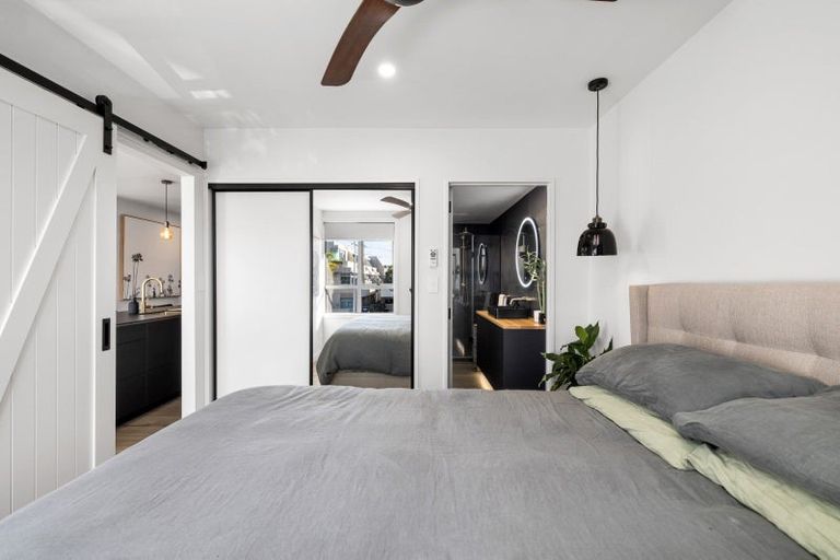 Photo of property in 215/36 Victoria Road, Mount Maunganui, 3116