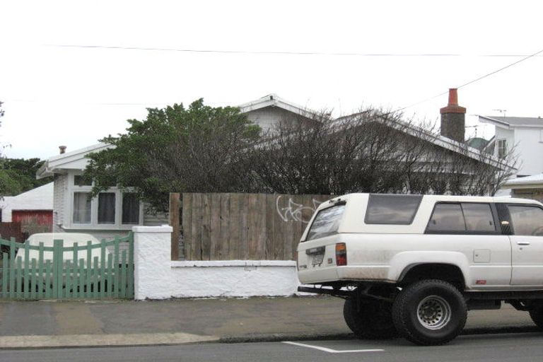 Photo of property in 73 Coutts Street, Kilbirnie, Wellington, 6022