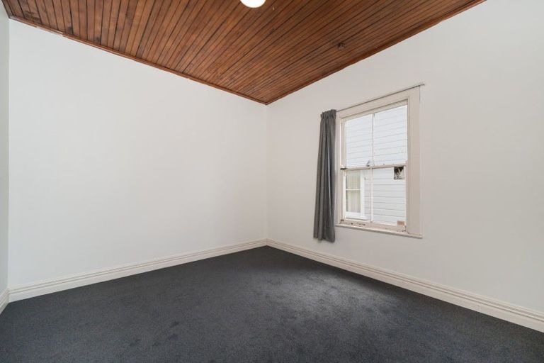 Photo of property in 35 Ada Street, Hokowhitu, Palmerston North, 4410