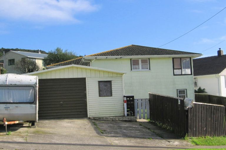 Photo of property in 16 Aparangi Crescent, Elsdon, Porirua, 5022