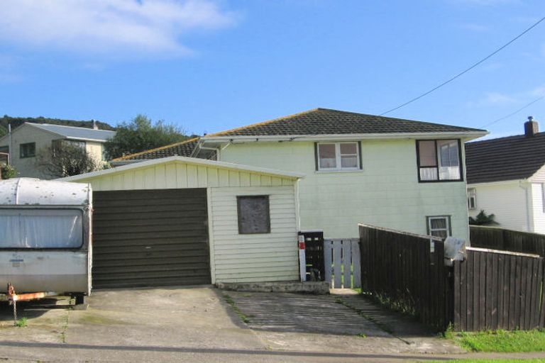 Photo of property in 16 Aparangi Crescent, Elsdon, Porirua, 5022